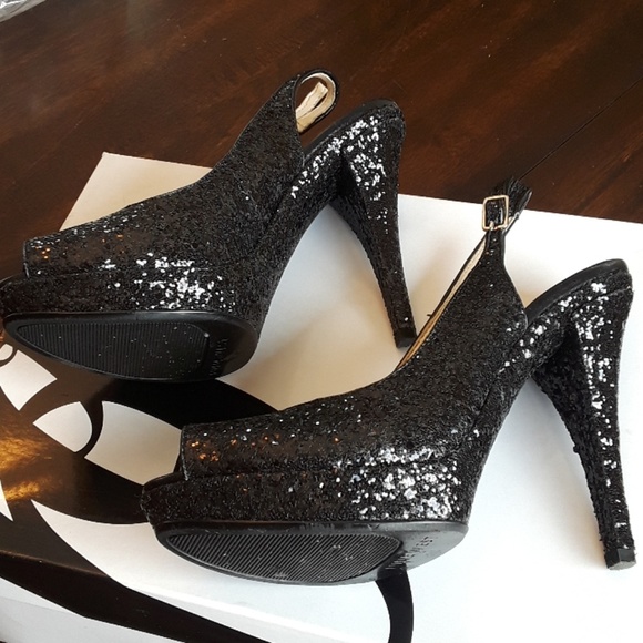 New in Box Nine West Black Glameron Open Toe Heels - Picture 6 of 8